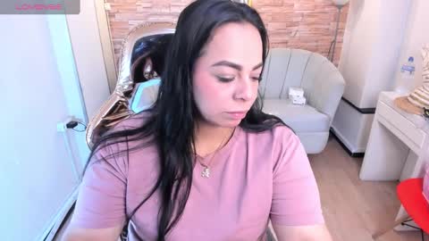 jimena  online show from February 11, 3:08 am