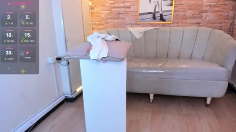 jimena  online show from January 31, 6:24 am