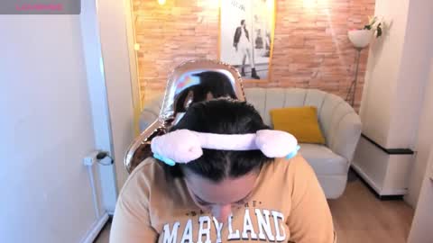 jimena  online show from March 11, 3:14 am