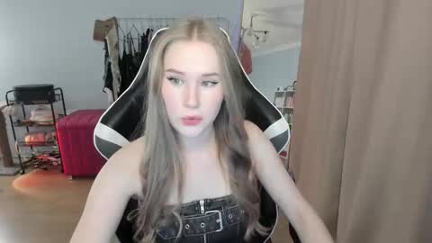 Snapshot of jimmy_and_amy chatting on October 10, 2:34 pm Amy next stream on Wednesday Thursday Friday Saturday and Sunday at 16 pm GMT3 online show from October 10, 2:34 pm