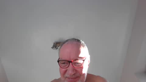 Jimmy Benido online show from April 24, 5:04 pm