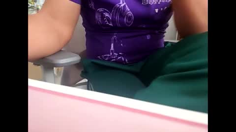 Snapshot of jimmy_dick86562 chatting on October 18, 2:21 pm jimmy_dick86562 online show from October 18, 2:21 pm