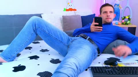 Jimmy online show from April 8, 1:14 pm