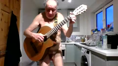 Snapshot of jimmybenido chatting on February 19, 5:38 pm Jim Redgewell online show from February 19, 5:38 pm