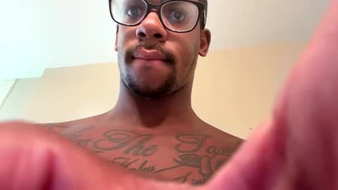 Snapshot of jimmytatto33 chatting on September 14, 5:47 pm jimmytatto33 online show from September 14, 5:47 pm