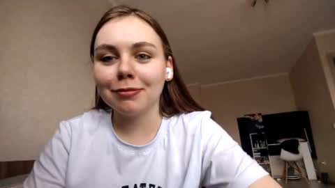 Loli online show from December 16, 8:31 am