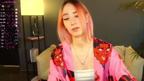 Snapshot of jinx_boom chatting on February 27, 2:57 am jinx_boom online show from February 27, 2:57 am