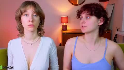 Hey Guys We are Julia ginger  Tina brunette online show from November 9, 5:11 am