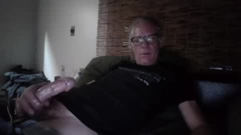 Snapshot of jizzmitten5 chatting on September 19, 2:05 am jizzmitten5 online show from September 19, 2:05 am