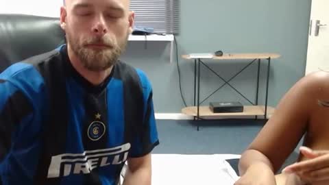 JamesJan van Rebel online show from December 5, 7:32 am