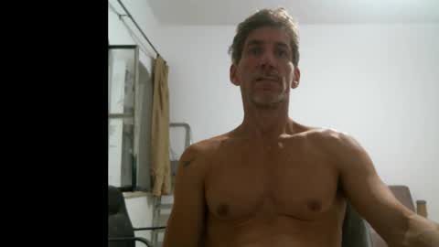 jlmbud online show from November 7, 8:22 pm