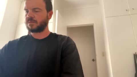 jmajick online show from March 8, 11:49 pm
