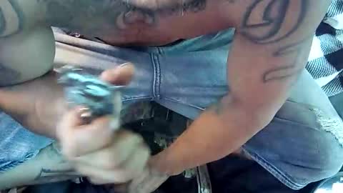 jmartel92 online show from April 17, 9:50 pm