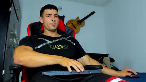IGJmortton online show from June 7, 12:10 pm