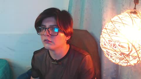 Nick online show from April 21, 8:38 pm