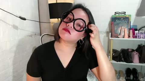 Joana online show from February 12, 11:30 pm