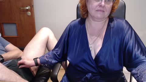 Snapshot of joannaandneighbour chatting on January 31, 2:39 pm Joanna and Greg online show from January 31, 2:39 pm