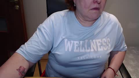 Snapshot of joannaandneighbour chatting on February 20, 11:09 am Joanna and Greg online show from February 20, 11:09 am