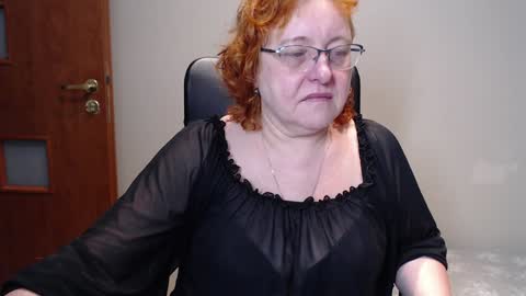 Snapshot of joannaandneighbour chatting on January 24, 9:49 am Joanna and Greg online show from January 24, 9:49 am