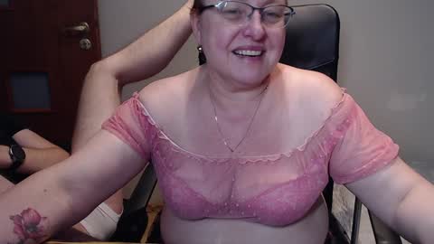 Snapshot of joannaandneighbour chatting on January 25, 10:40 am Joanna and Greg online show from January 25, 10:40 am