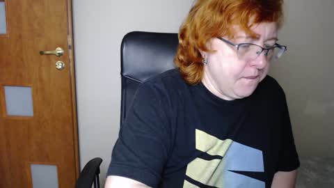 Snapshot of joannaandneighbour chatting on January 20, 7:36 am Joanna and Greg online show from January 20, 7:36 am