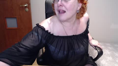 Snapshot of joannaandneighbour chatting on March 12, 12:47 pm Joanna and Greg online show from March 12, 12:47 pm