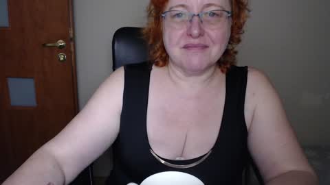 Snapshot of joannaandneighbour chatting on January 21, 7:58 am Joanna and Greg online show from January 21, 7:58 am