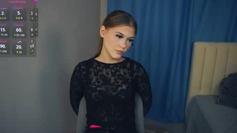 Karyn online show from October 19, 6:51 am