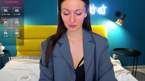 Joan online show from January 18, 2:09 am