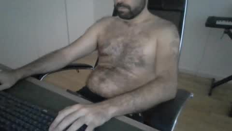joaodias_18 online show from July 30, 6:41 pm