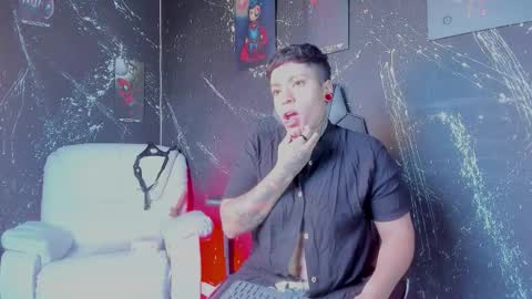 joaoferreira_ online show from September 17, 11:57 am