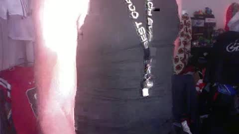Snapshot of jockdad87 chatting on October 12, 10:22 pm JockDad87 online show from October 12, 10:22 pm