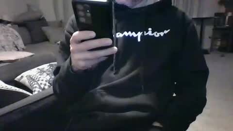 Snapshot of joe5star chatting on March 10, 4:38 am joe5star online show from March 10, 4:38 am