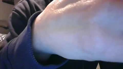 Snapshot of joe5star chatting on February 19, 5:49 am joe5star online show from February 19, 5:49 am