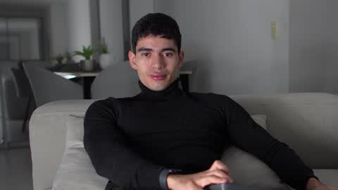 joe_steel1 online show from December 28, 10:47 am