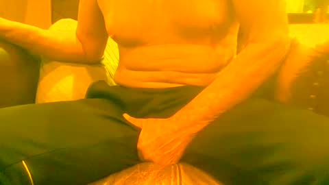 joeblow61616 online show from December 6, 12:33 pm