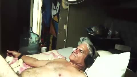 joelcojones online show from December 18, 11:24 am