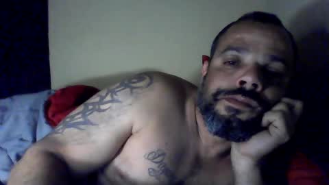 joelsantiagovazquez83 online show from September 18, 2:37 am