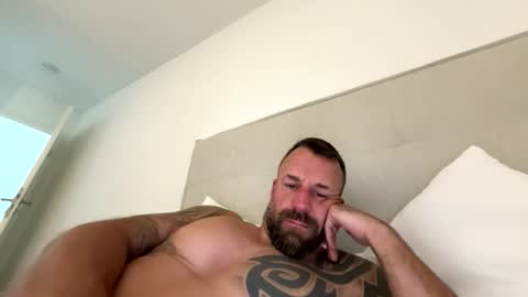 jogge69 online show from September 25, 3:30 pm