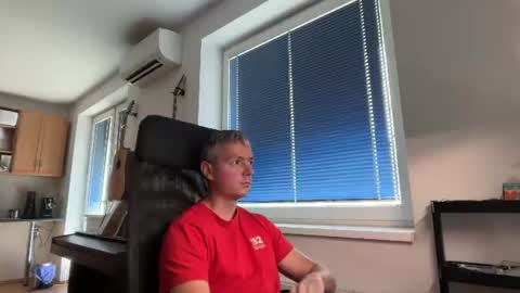 Jogger1991 online show from August 2, 12:29 pm