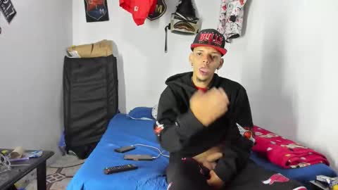 johan_and_antonella online show from February 14, 1:08 am