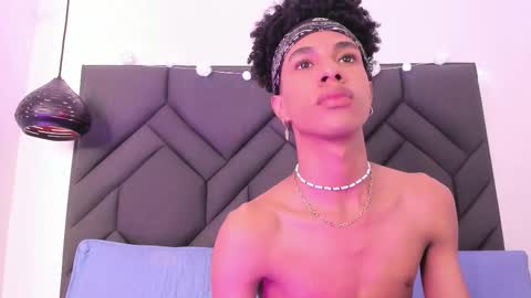 Johan  online show from December 3, 6:30 pm