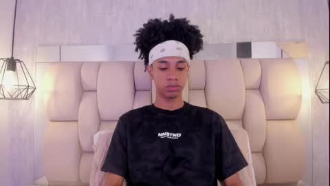 Johan  online show from March 14, 11:47 am