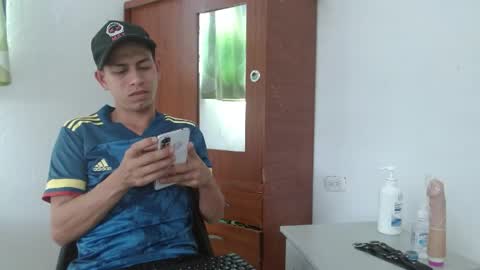 johan online show from June 3, 6:57 pm