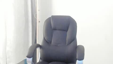 johan online show from November 11, 11:56 am