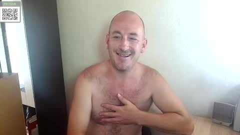 Snapshot of johanbarker chatting on September 11, 11:44 am Johan online show from September 11, 11:44 am