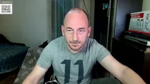 Snapshot of johanbarker chatting on March 10, 8:39 am Johan online show from March 10, 8:39 am