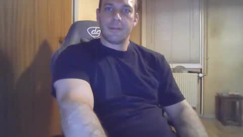 john1212124 online show from September 16, 12:45 am