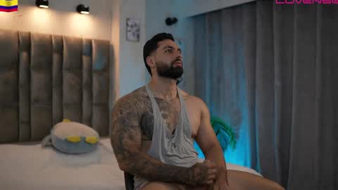 john online show from April 7, 10:34 pm