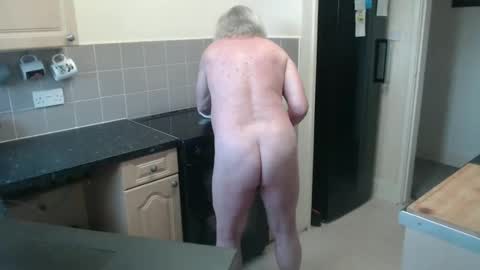 Snapshot of john_little_one chatting on December 30, 1:03 pm JOHN online show from December 30, 1:03 pm